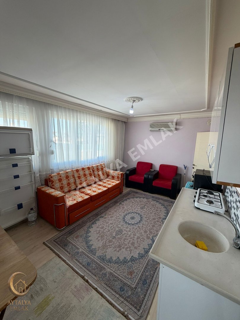Ahatlı Mahallesi’nde 1 + 1 Eşyalı Kiralık