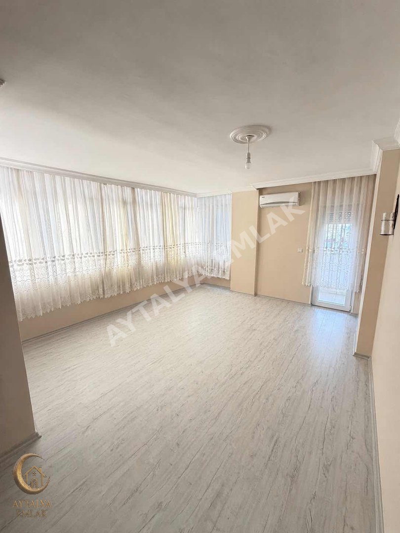 AYRI MUTFAK O TADİLATLI YENİLENMİŞ 2+1 KİRALIK DAİRE